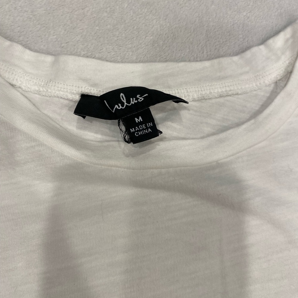 Lulu's Distressed White Tee - Picture 6 of 10